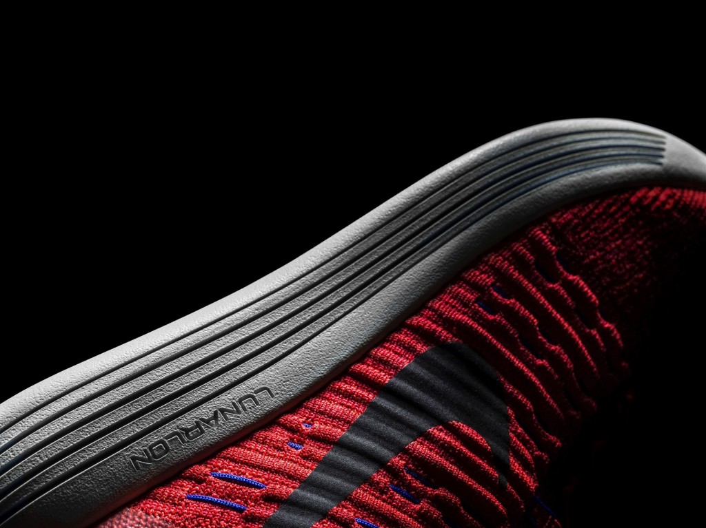 Nike LunarEpic Flyknit_Lunarlon construction