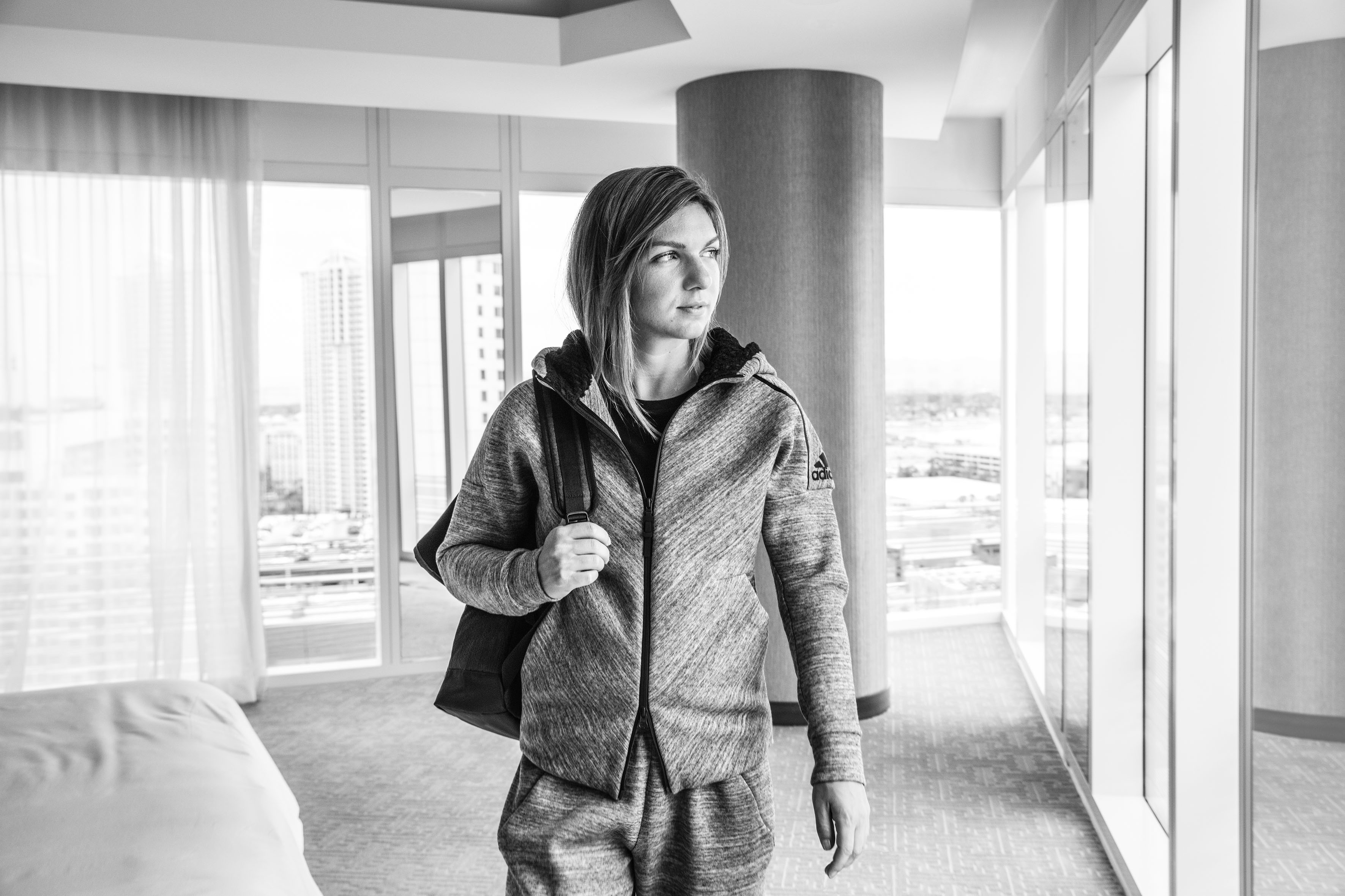 adidas-athletics-z-n-e-travel-hoodie-simona-halep-2